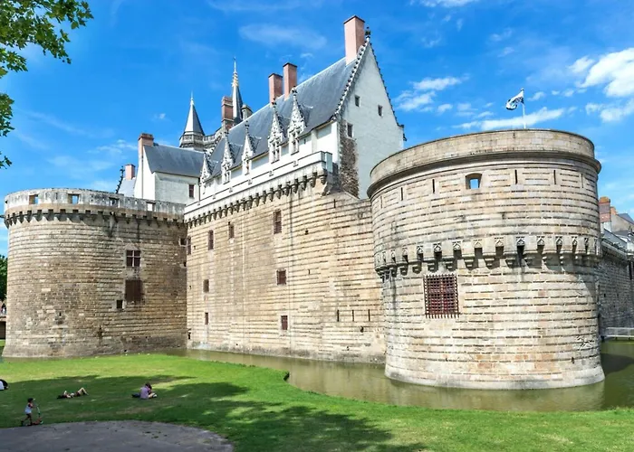 L'impressionniste-charme De L'ancien-hypercentre